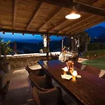 Apartment Villavia - Sorocco & Ostria Retreats With Pool Access *