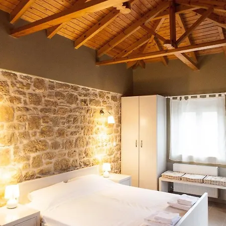 Villavia - Sorocco & Ostria Retreats With Pool Access Daire *