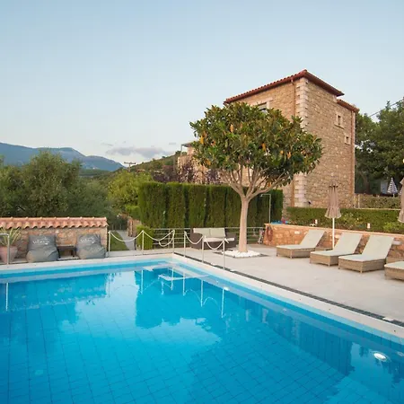 Villavia - Sorocco & Ostria Retreats With Pool Access Daire Megali Mantineia