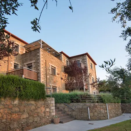 Villavia - Sorocco & Ostria Retreats With Pool Access